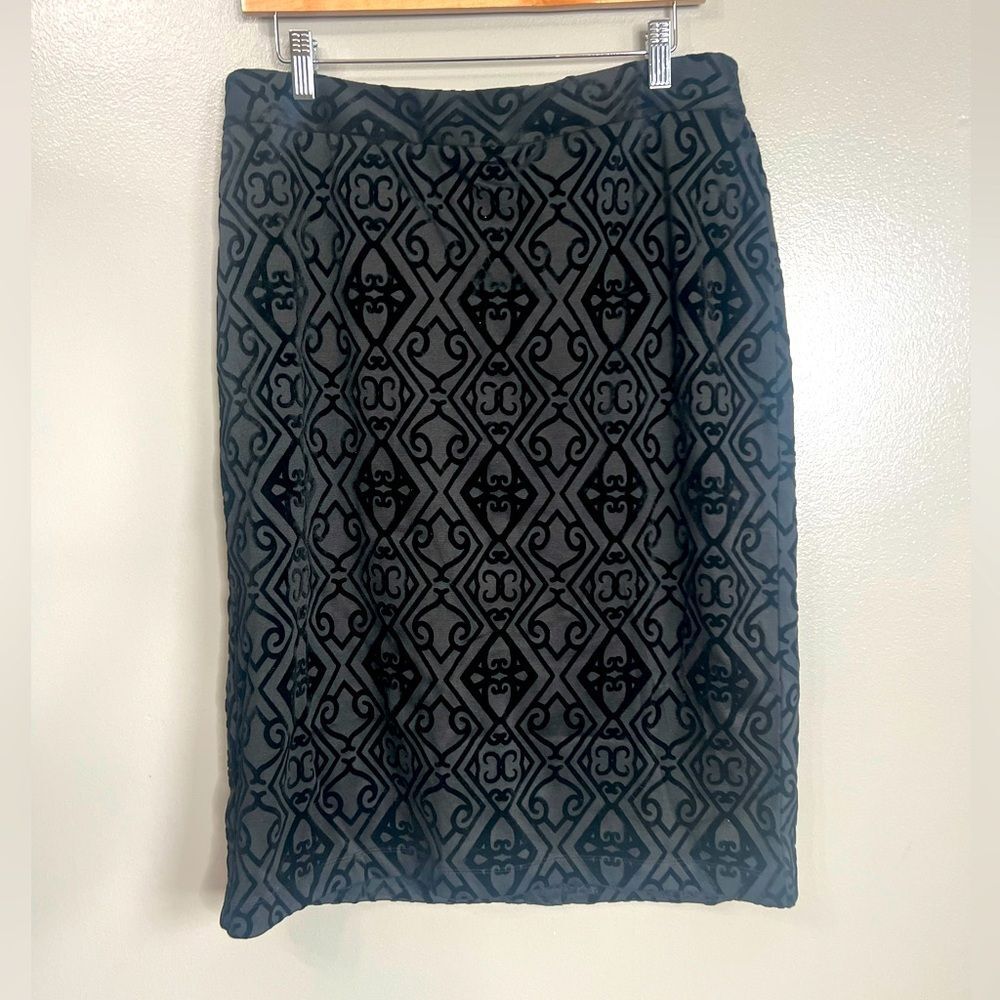 Ashley Stewart black textured pencil skirt velvet holiday party office‎ wear